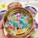 Round Custom Embossed Logo Food Grade Metal Candy Chocolate Tin Box, FDA Certified